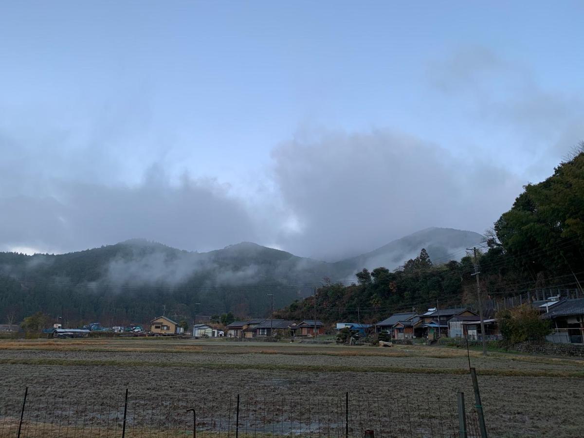 Kumanoyasai Base In Chikatsuyu Villa Tanabe Luaran gambar